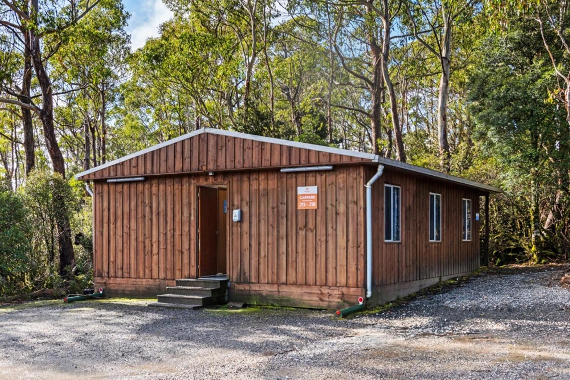 Discovery Parks - Cradle Mountain Rum bild